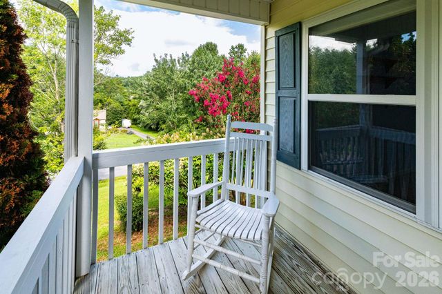 73 Ridge Brook Drive, Weaverville, NC 28787
