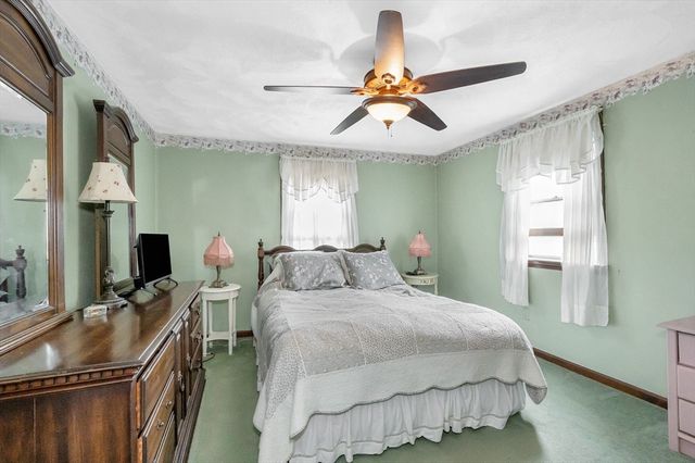 18 South St, Billerica, MA 01821