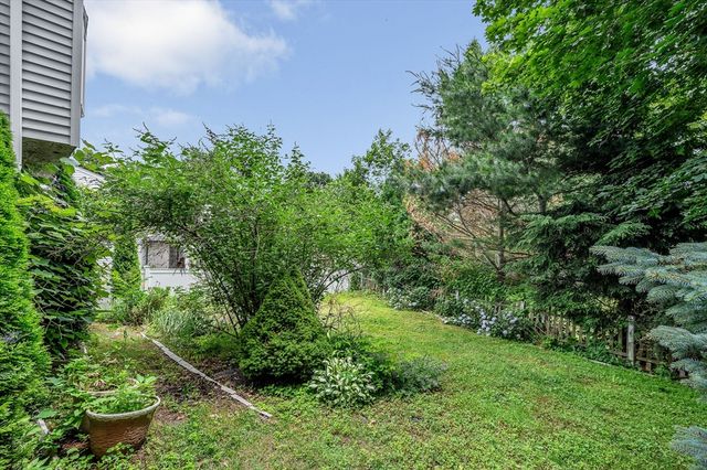 18 South St, Billerica, MA 01821