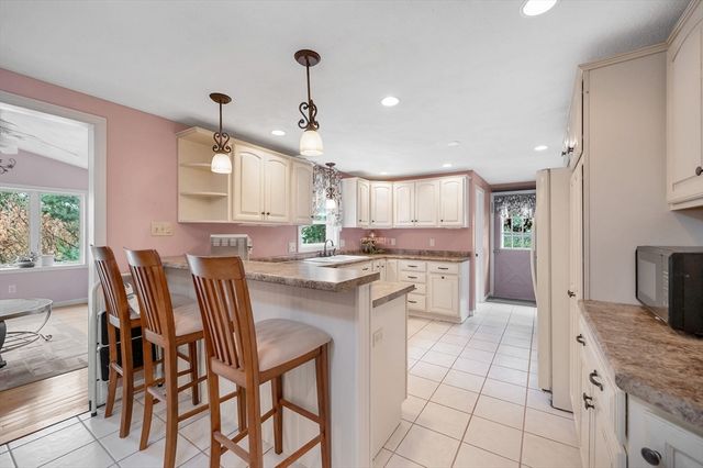 18 South St, Billerica, MA 01821