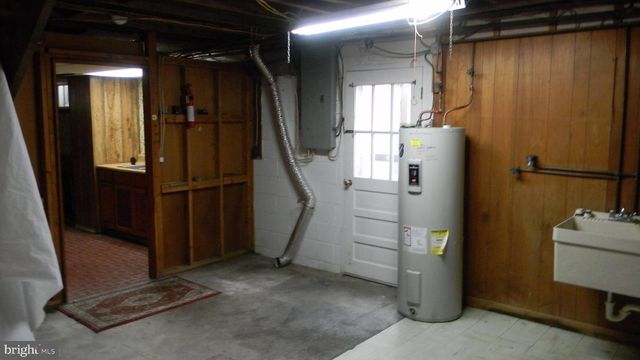 129 APPLE AVE, Mount Jackson, VA 22842