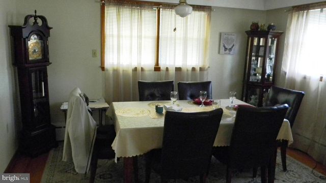129 APPLE AVE, Mount Jackson, VA 22842