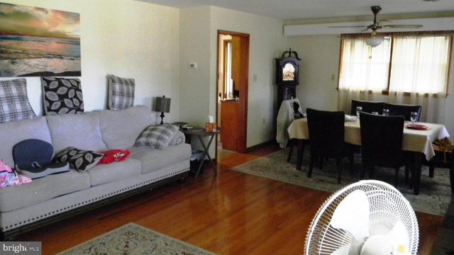 129 APPLE AVE, Mount Jackson, VA 22842