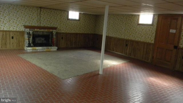 129 APPLE AVE, Mount Jackson, VA 22842