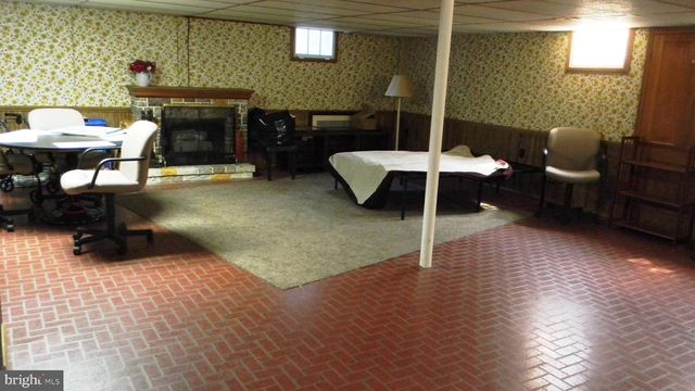 129 APPLE AVE, Mount Jackson, VA 22842