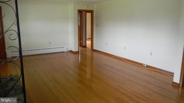 129 APPLE AVE, Mount Jackson, VA 22842