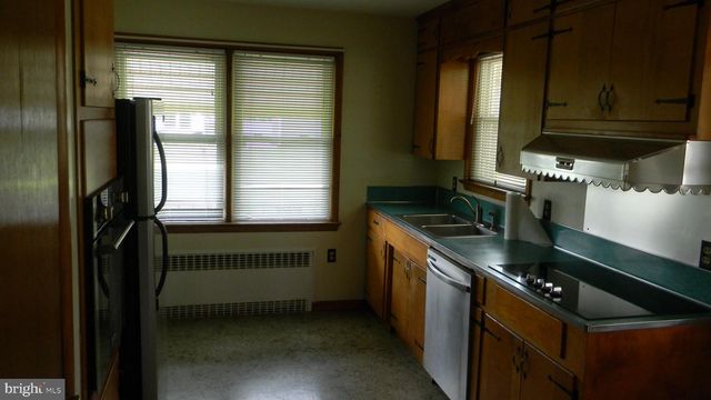 129 APPLE AVE, Mount Jackson, VA 22842