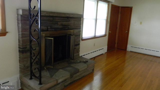 129 APPLE AVE, Mount Jackson, VA 22842