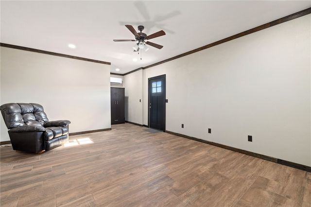 13878 Greasy Valley Road, Prairie Grove, AR 72753