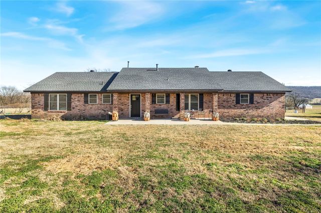 13878 Greasy Valley Road, Prairie Grove, AR 72753