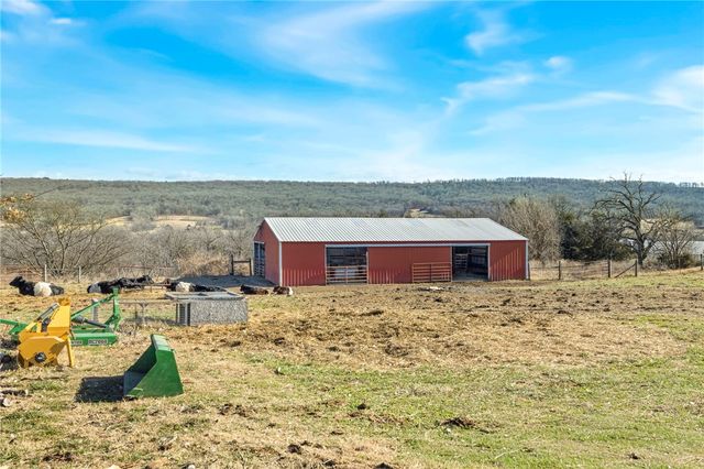 13878 Greasy Valley Road, Prairie Grove, AR 72753