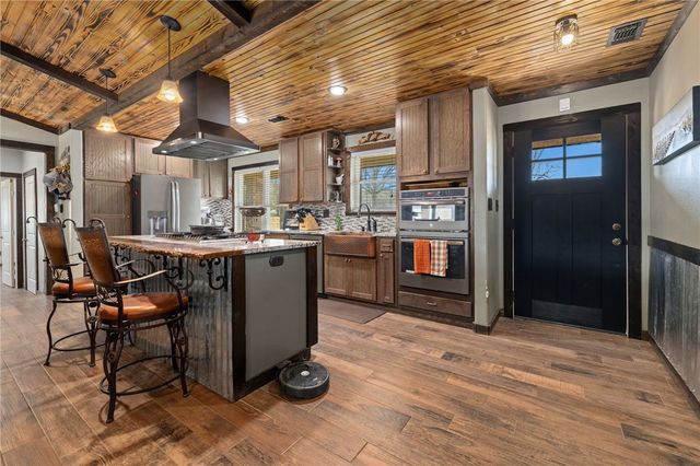 13878 Greasy Valley Road, Prairie Grove, AR 72753