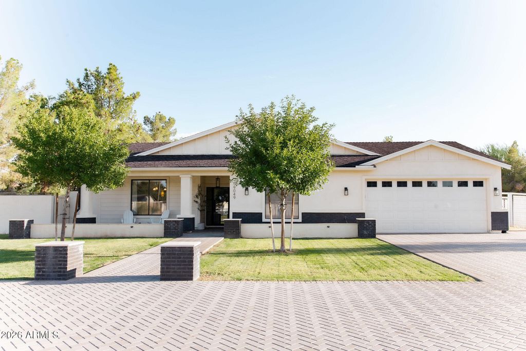 Image 1 of property listing at 19049 E CLOUD Road, Queen Creek, AZ 85142