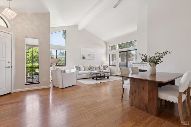272 S Temelec Cir, Sonoma, CA 95476