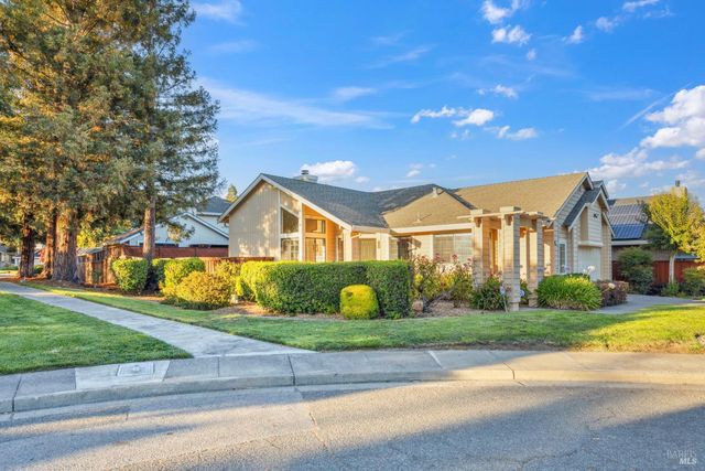 272 S Temelec Cir, Sonoma, CA 95476