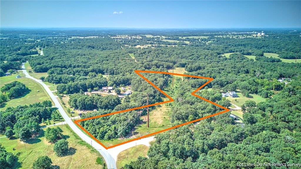 17233 Little John Road, Decatur, AR 72722