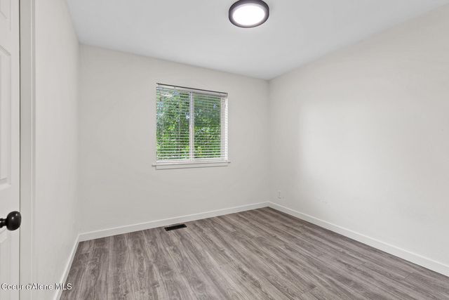 7312 W Macaw LN, Rathdrum, ID 83858