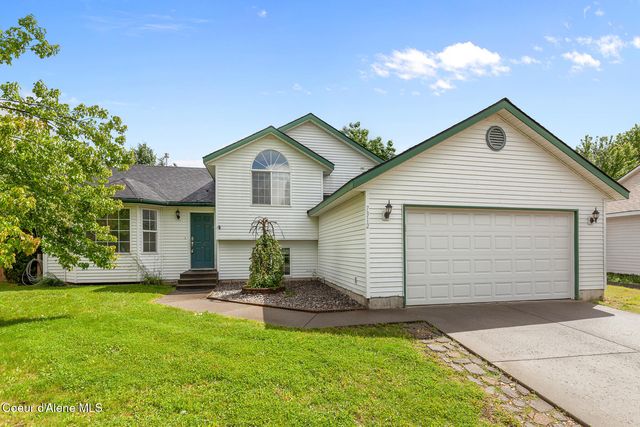 7312 W Macaw LN, Rathdrum, ID 83858