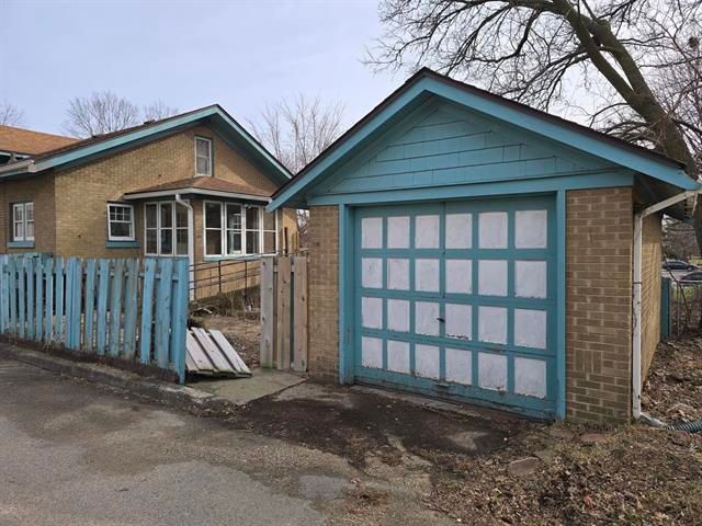 112 Rome Avenue, Rockford, IL 61107