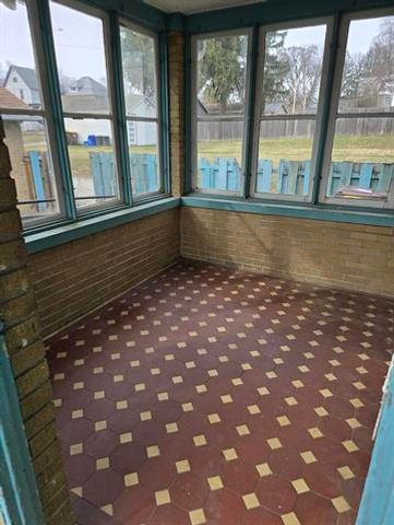 112 Rome Avenue, Rockford, IL 61107