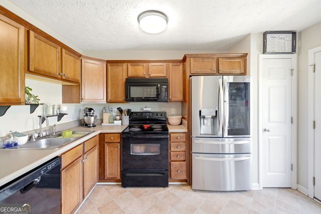 121 Crest View Drive, Carnesville, GA 30521