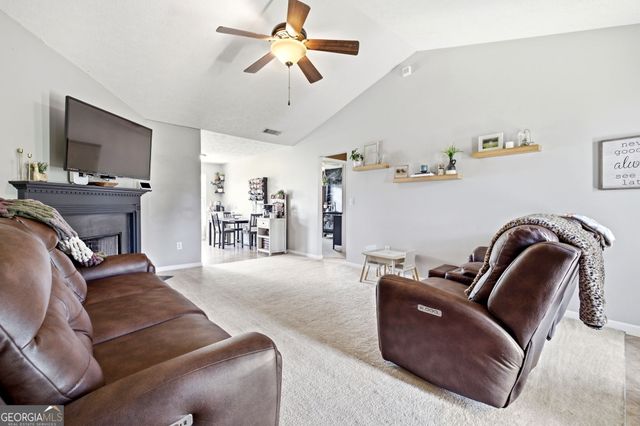 121 Crest View Drive, Carnesville, GA 30521