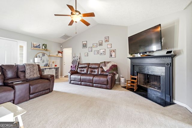 121 Crest View Drive, Carnesville, GA 30521