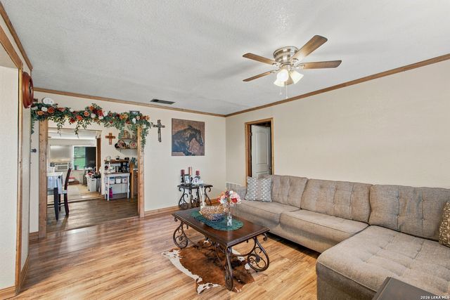 13073 FM 775, La Vernia, TX 78121