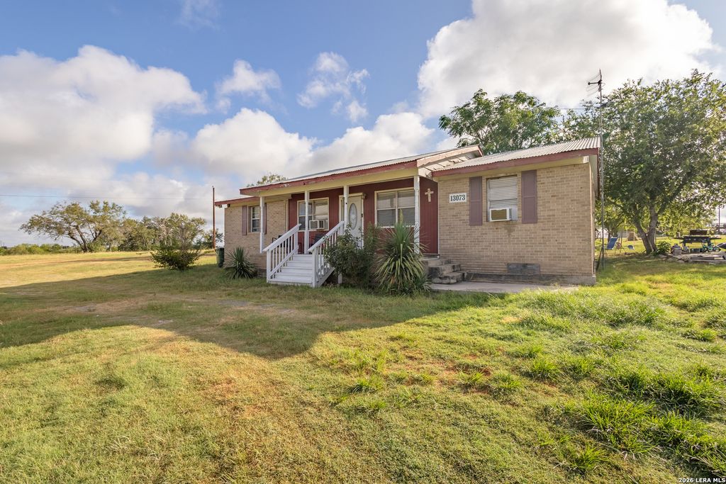13073 FM 775, La Vernia, TX 78121