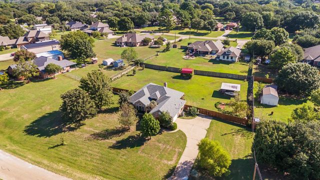 2609 Castle Road, Burleson, TX 76028