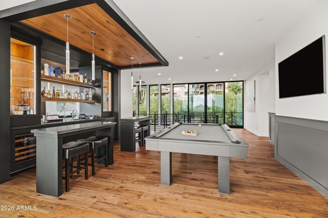 4725 N 56TH Street, Phoenix, AZ 85018