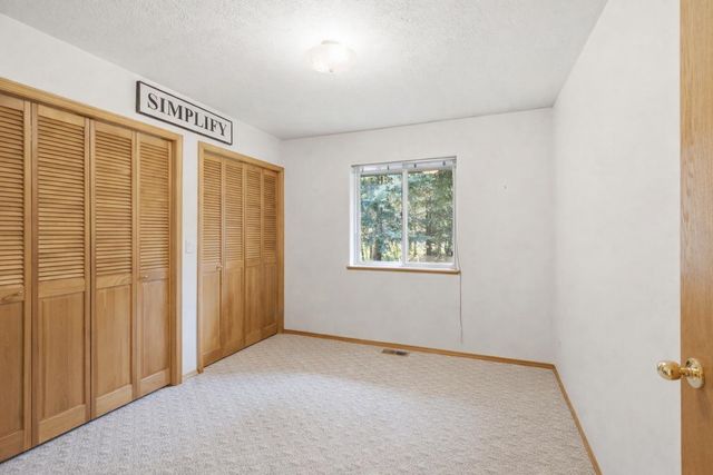 8818 N Ormond Ct, Newman Lake, WA 99025