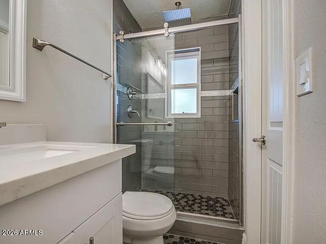 3317 W MONTECITO Avenue, Phoenix, AZ 85017