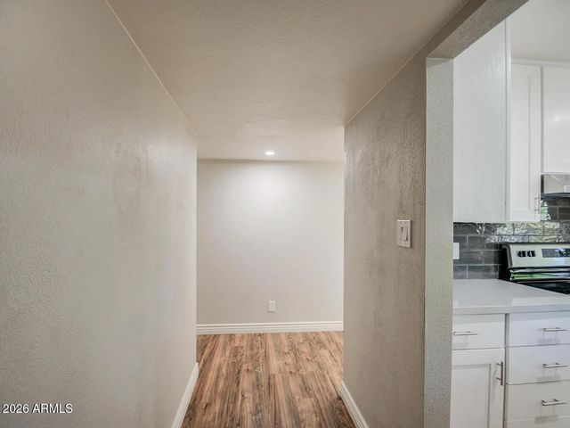 3317 W MONTECITO Avenue, Phoenix, AZ 85017