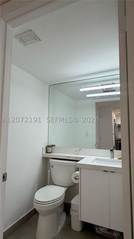 540 Brickell Key Dr 1101, Miami, FL 33131