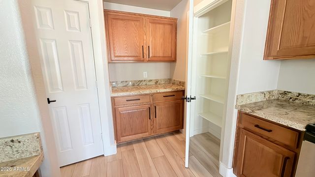 420 W 1st Street 214, Tempe, AZ 85281