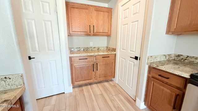 420 W 1st Street 214, Tempe, AZ 85281