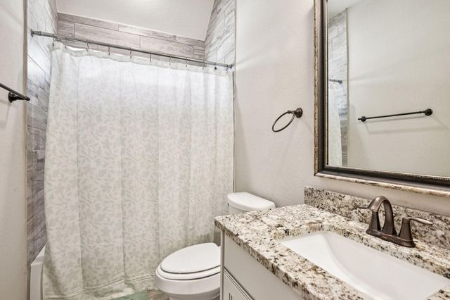 2341 Shallow Creek Lane, Friendswood, TX 77546