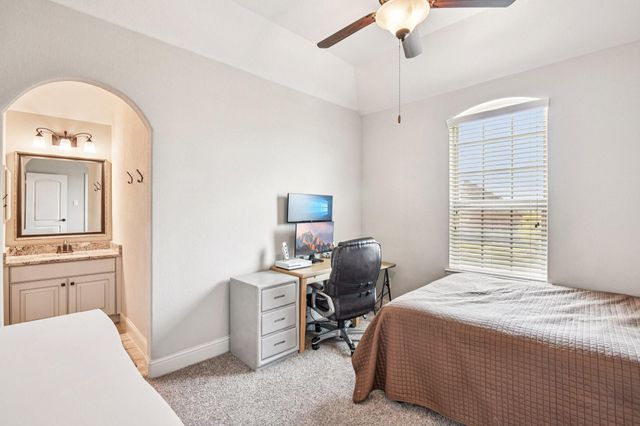 2341 Shallow Creek Lane, Friendswood, TX 77546