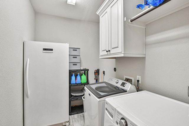 2341 Shallow Creek Lane, Friendswood, TX 77546