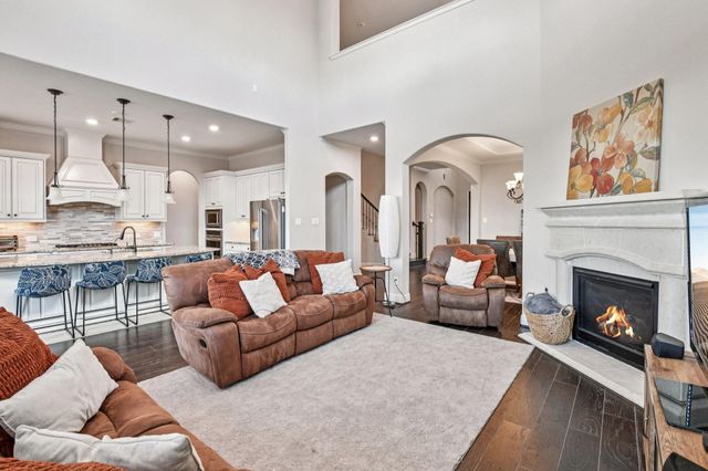 2341 Shallow Creek Lane, Friendswood, TX 77546