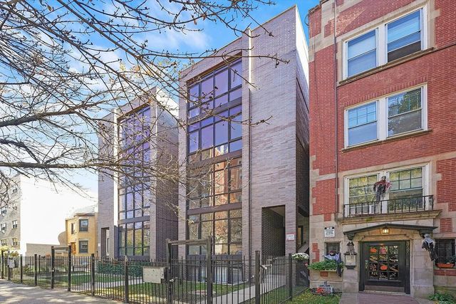 5733 N Winthrop Avenue Penthouse, Chicago, IL 60660