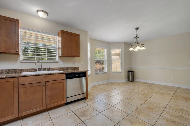 5828 Doonesbury Court, Tallahassee, FL 32303