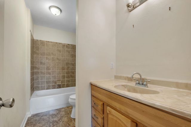 5828 Doonesbury Court, Tallahassee, FL 32303