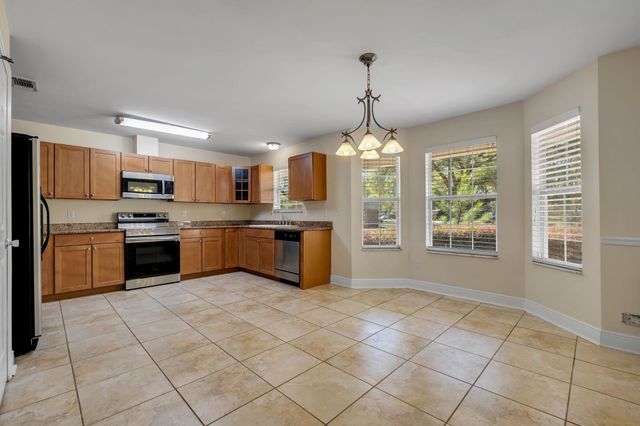 5828 Doonesbury Court, Tallahassee, FL 32303