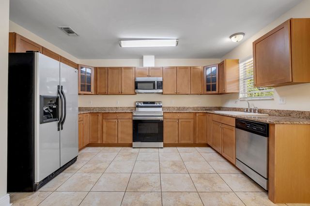 5828 Doonesbury Court, Tallahassee, FL 32303