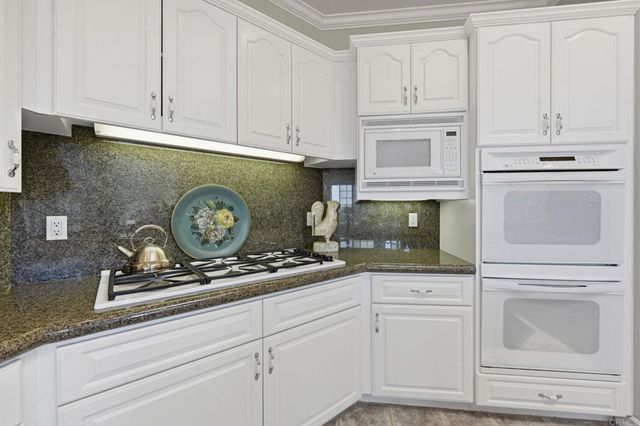2292 Dos Lomas, Fallbrook, CA 92028