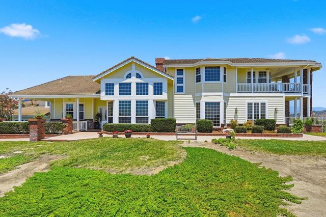 2292 Dos Lomas, Fallbrook, CA 92028