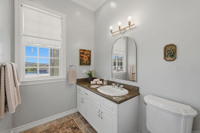 2292 Dos Lomas, Fallbrook, CA 92028