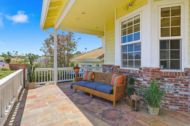 2292 Dos Lomas, Fallbrook, CA 92028